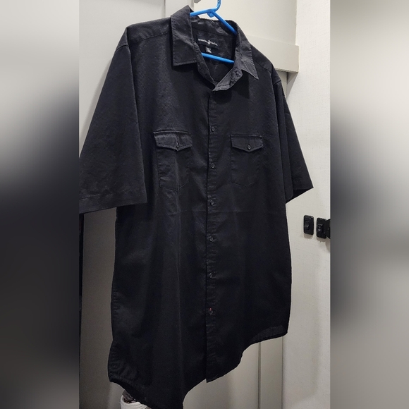 Polo Club Men's Short Sleeve Button Shirt - Picture 8 of 10